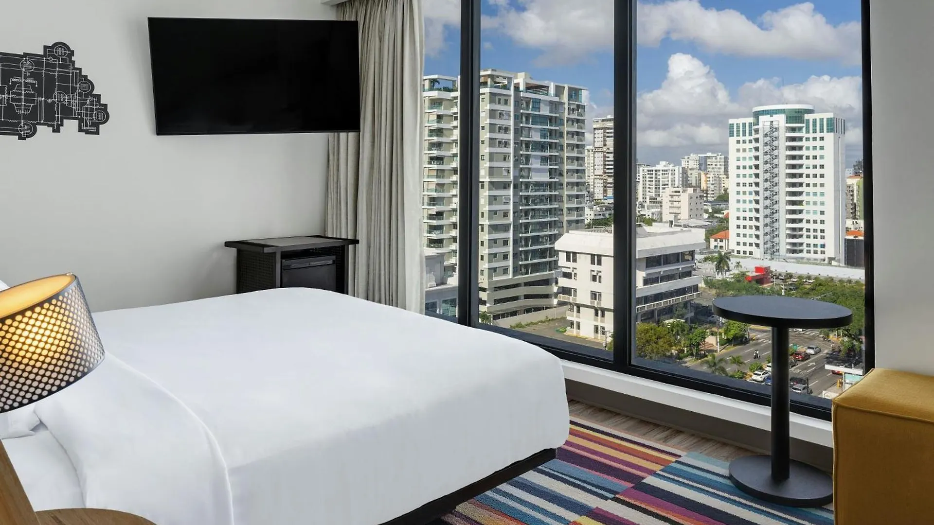 Aloft Santo Domingo Piantini Hotel