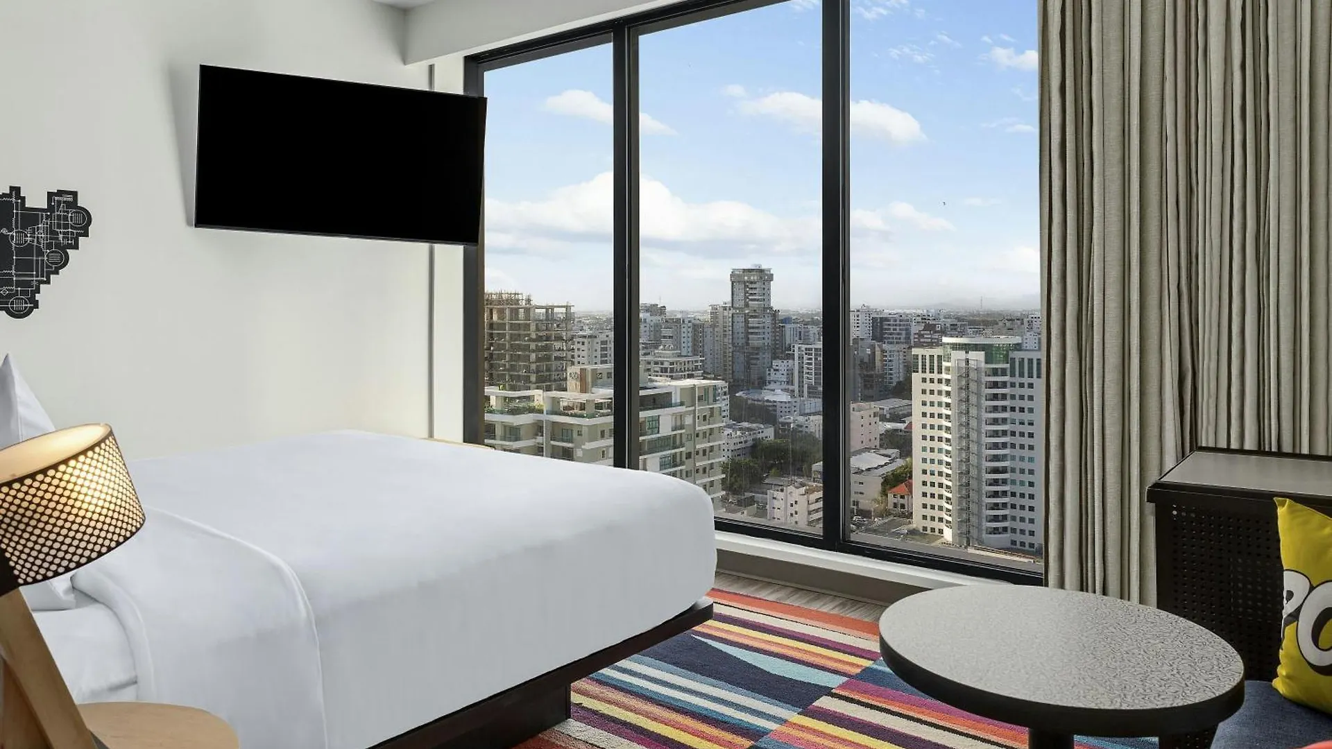 Aloft Santo Domingo Piantini Hotel